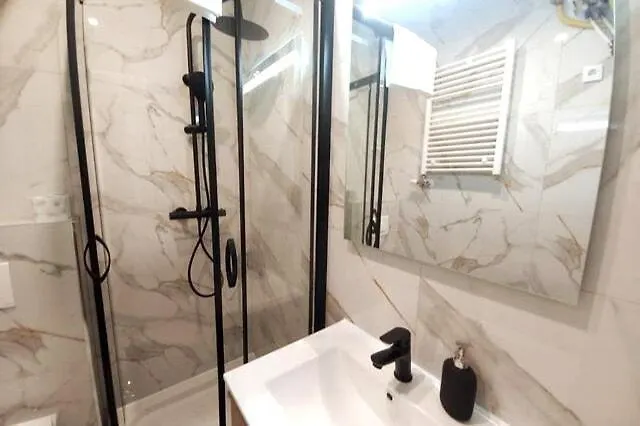 Apartment By Wawel Castel - 1A Krakow 0*,